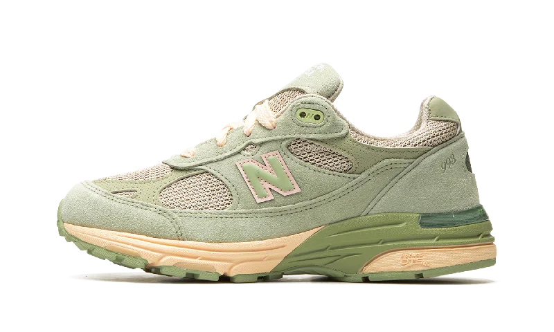 993 WMNS "Joe Freshgoods - Performance Art Sage"