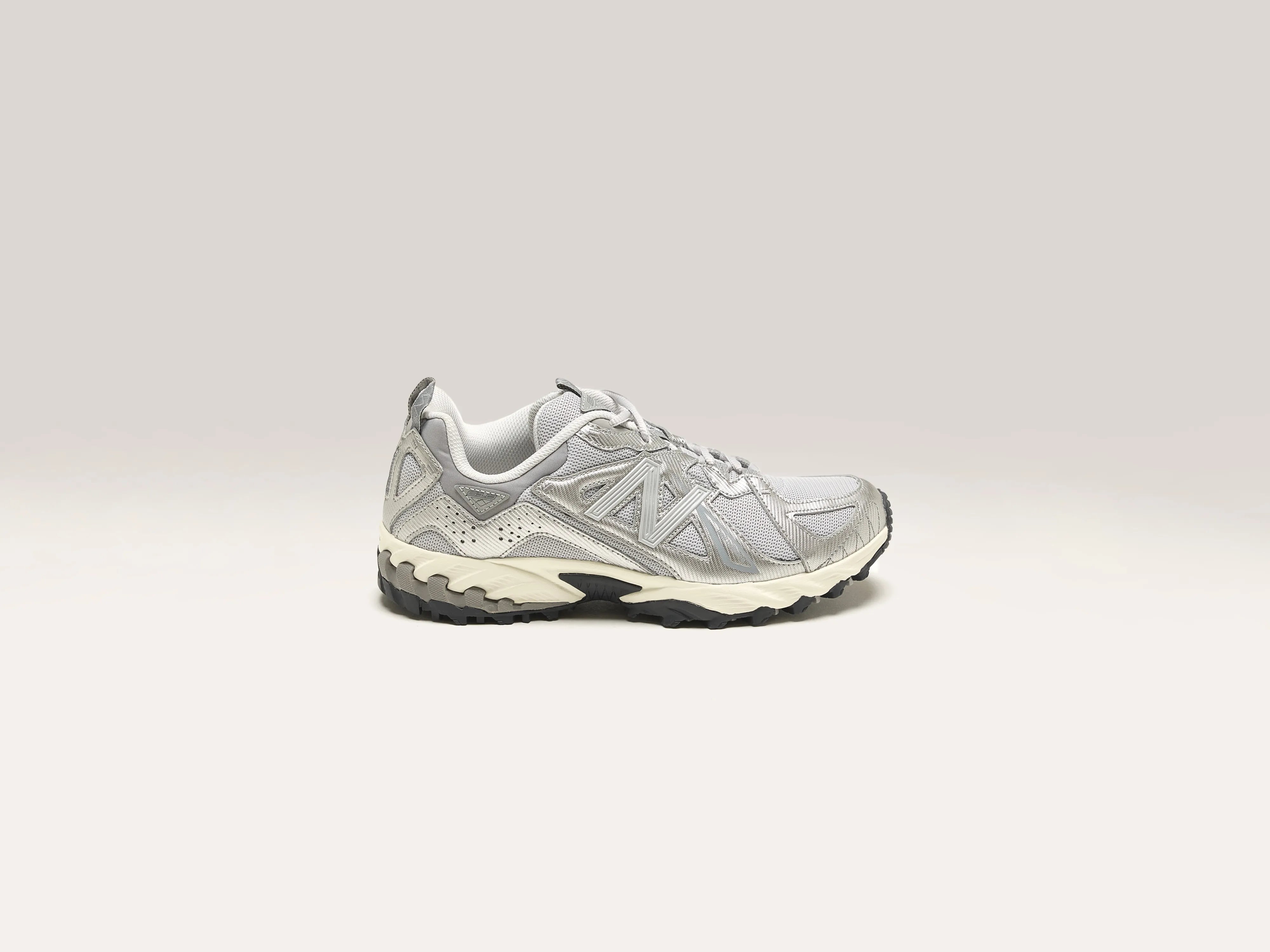 610V1 for Women (242 / W / SILVER)