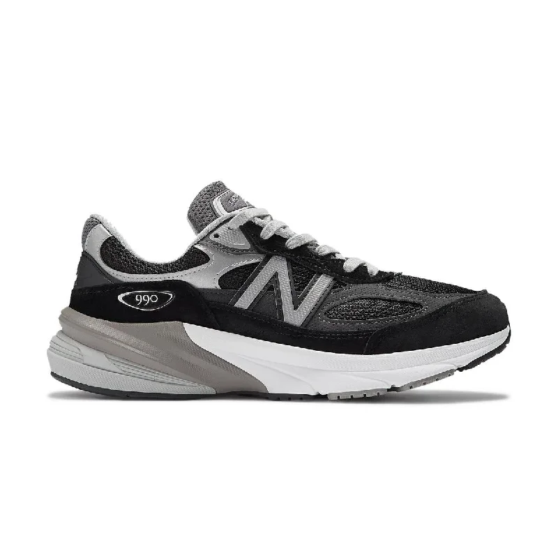 In USA 990v6 'Black White'