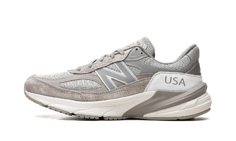 990v6 "WTAPS - Grey"