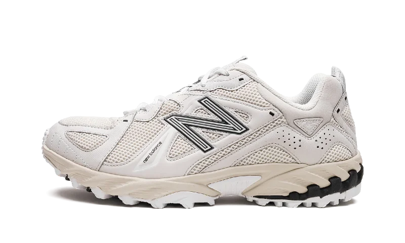 610 "Nimbus Cloud White"