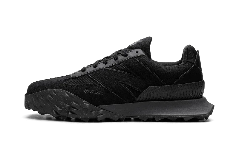 XC-72 Gore-Tex "Triple Black"