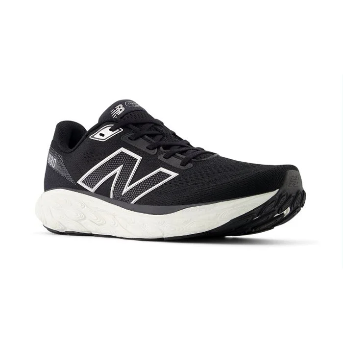 Mens New Balance Fresh Foam X 880v14 in Black/Sea Salt/Silver Metallic