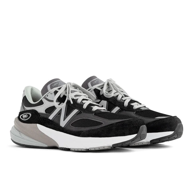 990v6 - Black with White - Women's